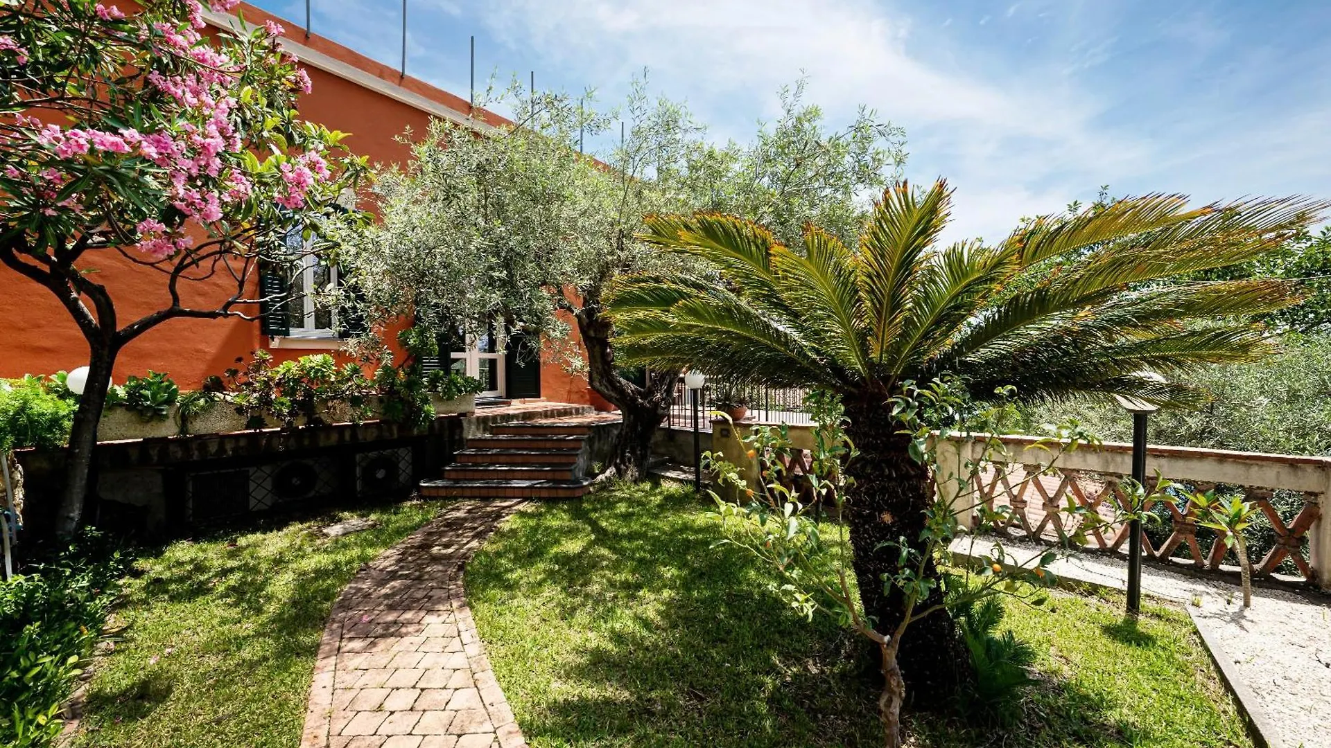 Villa Degli Ulivi タオルミーナ 0*,  イタリア